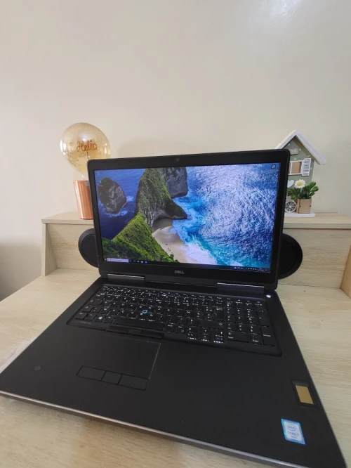 DELL PRECISION 7710 | CORE i7-6920HQ | NVIDIA QUADRO M3000M 4GB | 1TB NVMe | 16GB RAM | WORKSTATION