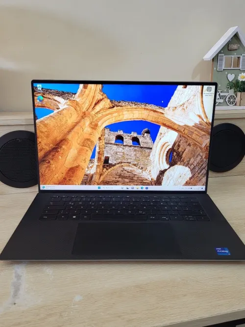 DELL PRECISION 5560 15.6 FHD + | CORE i7-11850H | RTX A2000 4GB | 1To NVMe | 32GB RAM | WORKSTATION