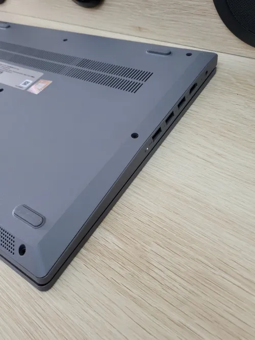LENOVO IdeaPad 3 15.6'' FHD | CORE i3 1115G4 | 8GB RAM | 512GB NVMe SSD | INTEL UHD GRAPHICS
