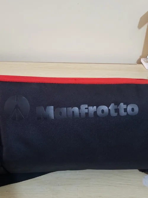 Manfrotto Trépied en fibre de carbone/magnésium 190CXPRO4 Trépied à 4 sections + Acratech Tête panoramique et inclinable avec QR, capacité de charge de 25 lb