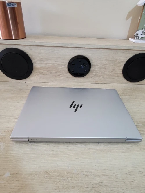 HP EliteBook 6 G1i 13'' NoteBook AI PC | INTEL CORE Ultra 5 225U | 32GB RAM | 256 NVMe |