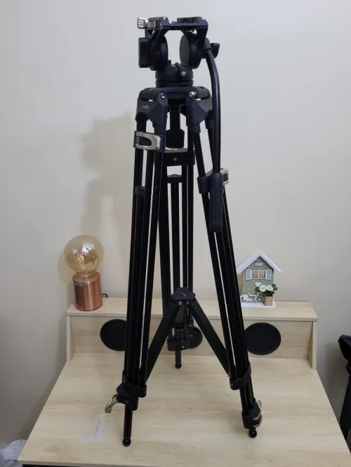 SMALLRIG AD-01 Trépied Vidéo, Trépied en Alliage d'Aluminium de 73"/186cm avec Tête Fluide