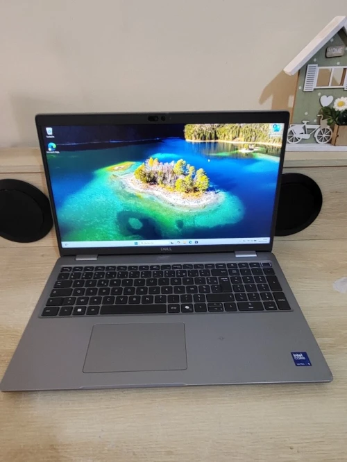 DELL LATITUDE 5550 | INTEL CORE ULTRA 5 135U | 16GB RAM | 512GB SSD | INTEL ARC GRAPHICS