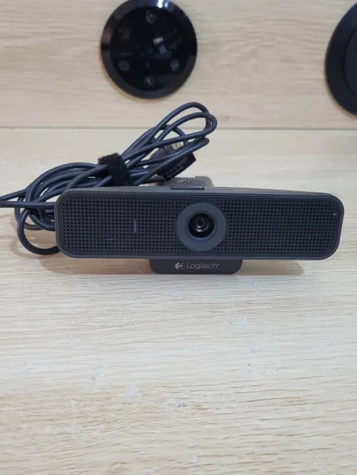 Logitech C925e, Webcam Professionnelle pour la visioconférence - vidéo HD 1080p/30 IPS, Correction lumière, autofocus, Son Clair, pour Microsoft Teams, Google Meet, Skype, WebEx, Cisco