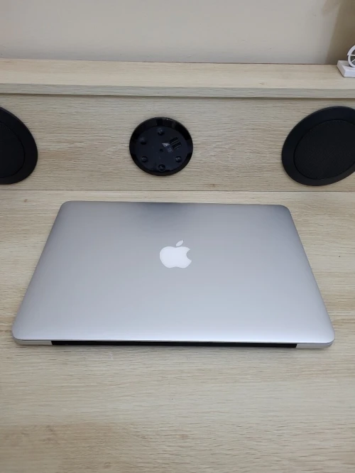 MACBOOK PRO RETINA 2013 13 POUCES - INTEL CORE I5 @2.60GHz - 8GB RAM - 256GB SSD - CYCLES 107