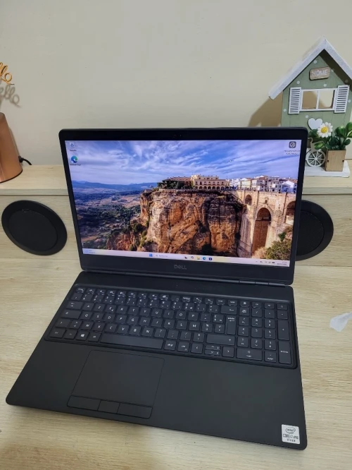 DELL PRECISION 7550 | vPRO CORE i7-10850H | QUADRO RTX 3000 6GB | 32GB RAM | 512GB NVMe SSD | Workstation