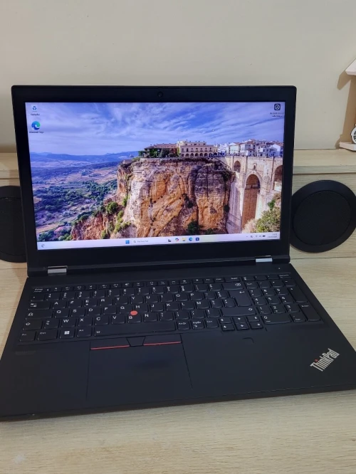 ThinkPad P15 Gen 2 | CORE i7-11850H | RTX A2000 4GB | 32GB RAM | 512GB NVMe | Workstation