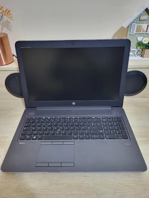 HP ZBook 15 G3 | CORE i7-6800HQ | 16GB RAM | 512GB NVMe SSD | NVIDIA Quadro M1000M 2GB | WORKSATION