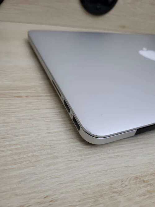 MACBOOK PRO RETINA 2013 13 POUCES - INTEL CORE I5 @2.60GHz - 8GB RAM - 256GB SSD - CYCLES 107