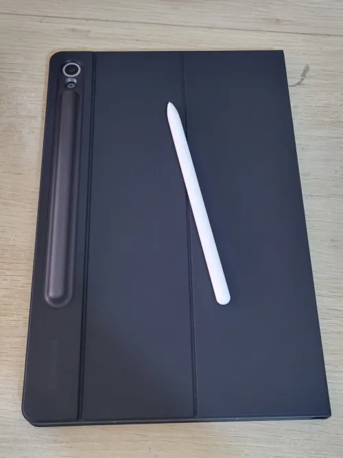 SAMSUNG GALAXY TAB S10 FE | 256GB | 8GB RAM | + STYLET SAMSUNG + BOOKCOVER CLAVIER