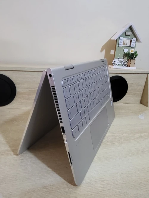 HP SPECTRE X360 Convertible TACTILE 2-en-1 | INTEL CORE i5 6200U | 4GB RAM | 256GB NVME SSD