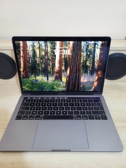MacBook Pro Touch Bar Mid 2019 13-inch | INTEL CORE I5 QUATRE COEURS | 8GB RAM | 128GB SSD