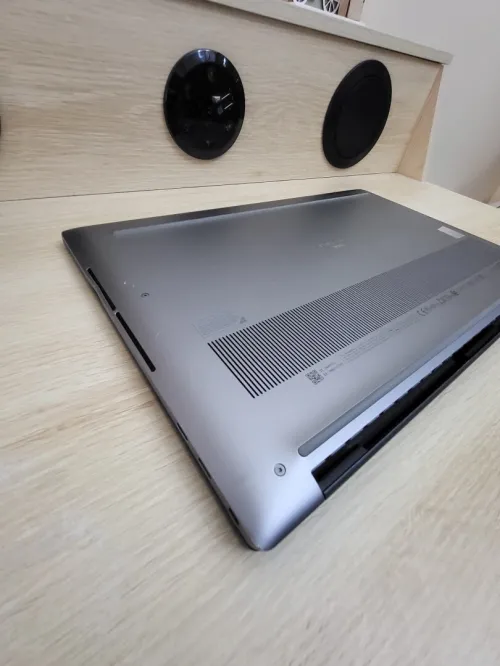 DELL PRECISION 5680 | OLED Tactile 4K | CORE i7-13800H | RTX 2000 ADA 8GB | 1To SSD | 64GB RAM