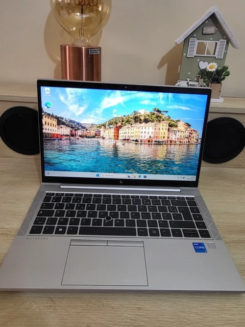 HP EliteBook 840 G8 | CORE i7 1165G7 @2.80GHz | 16GB RAM | 512GB NVMe SSD | INTEL IRIS XE GRAPHICS