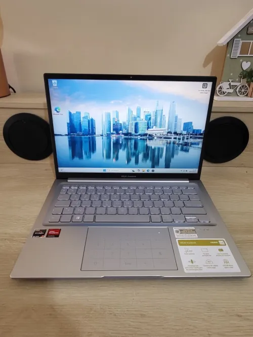 Asus Vivobook 14'' FHD + | RYZEN 7 PRO 7730U | 16GB RAM | 512GB NVMe SSD | AMD RADEON GRAPHICS