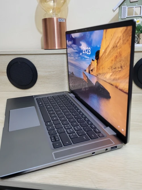 DELL LATITUDE 9520 UHD 4K | INTEL CORE i7 1185G7 | 32GB RAM | 512GB SSD | INTEL IRIS XE GRAPHICS