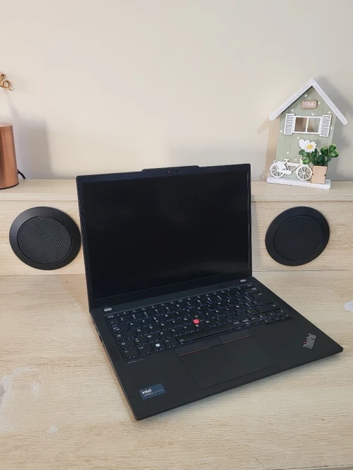 ThinkPad X13 13.3'' FHD + | CORE ULTRA 5 135U | 32GB RAM | 512GB SSD | INTEL GRAPHICS
