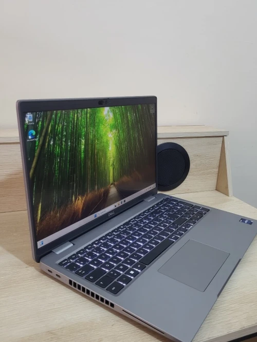 DELL LATITUDE 5540 15.6 FHD | CORE i7 1365U | 16GB RAM | 512GB NVMe SSD | INTEL IRIS XE GRAPHICS