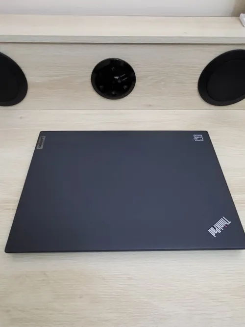 LENOVO THINKPAD T14s Tactile FHD | RYZEN 5 5650U 2.30GHz | 16GB RAM | 256GB NVME SSD