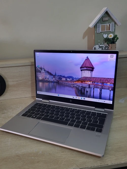 HP EliteBook X360 1030 G8 TACTILE 2-En-1 | CORE i7-1165G7 | 16GB RAM | 512GB NVME SSD | 4G LTE