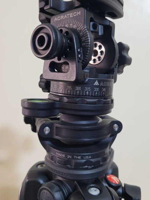 Manfrotto Trépied en fibre de carbone/magnésium 190CXPRO4 Trépied à 4 sections + Acratech Tête panoramique et inclinable avec QR, capacité de charge de 25 lb