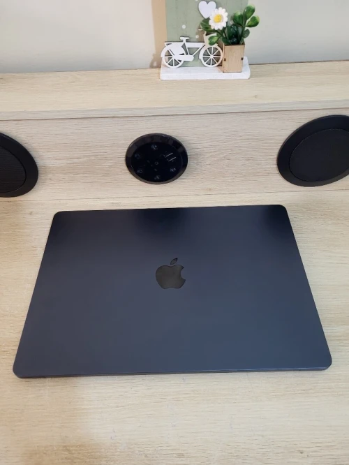 MacBook Air M2 15'' 2023 | PUCE M2 8 CPU | GPU 10 COEURS | 24GB RAM | 256GB SSD | CYCLES 362