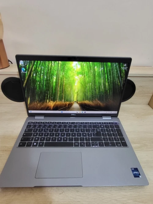 DELL LATITUDE 5540 15.6 FHD | CORE i7 1365U | 16GB RAM | 512GB NVMe SSD | INTEL IRIS XE GRAPHICS