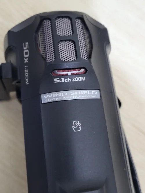 CAMERA PANASONIC HC-V770 Caméra Full HD WiFi NFC 