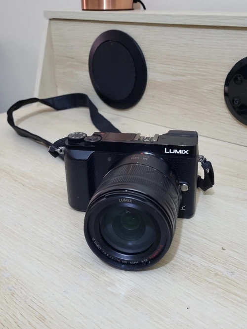 Panasonic Lumix GX80 | Hybride Compact Vidéo UHD 4K + panasonic lumix g vario 14-140mm f3.5-5.6 asph