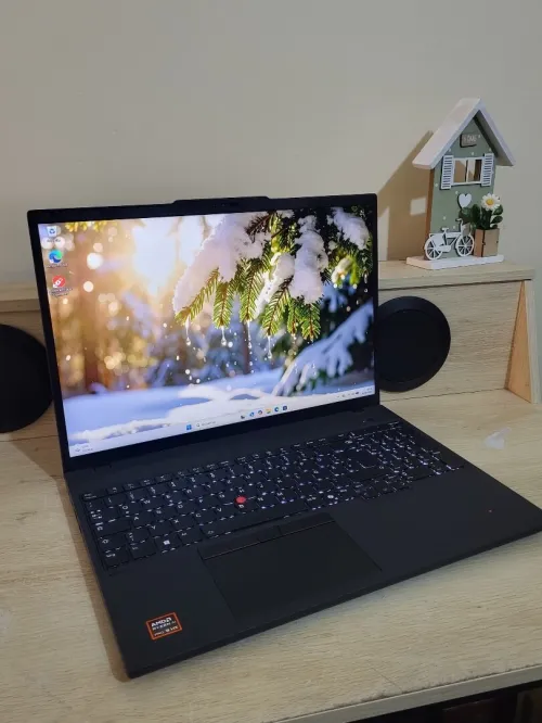 LENOVO THINKPAD P16s GEN 4 | AMD RYZEN AI 9 HX PRO 350 w | 96GB RAM | 2TB NVME | AMD RADEON 890M 8GB | WORKSTATION | ANNÉE 2026