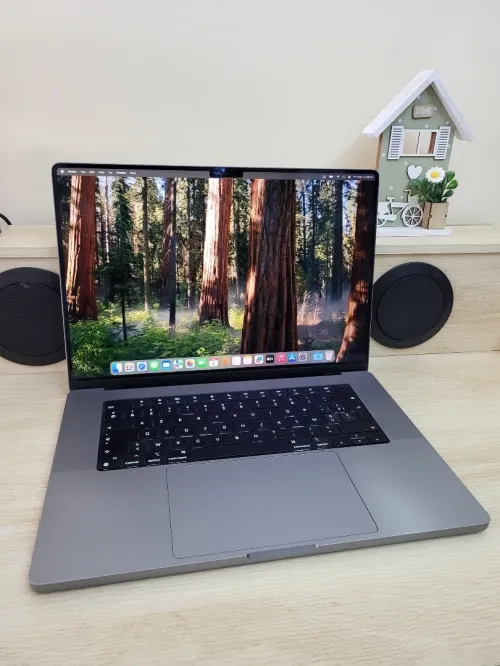 MacBook Pro M1 16 POUCES 2021 | Puce M1 Pro CPU 10 | GPU 16 | 16GB RAM | 512GB SSD | CYCLES 375