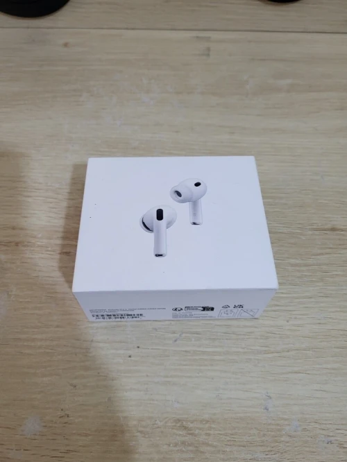 AirPods Pro 3 Écouteurs sans Fil, réduction Active du Bruit, détection de la fréquence Cardiaque, écouteurs Bluetooth, Audio Spatial, Son Haute-fidélité, Recharge USB-C - NEUF JAMAIS UTILISÉ
