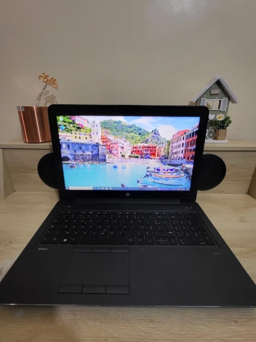 HP ZBook 15 G3 | CORE i7-6800HQ | 16GB RAM | 512GB NVMe SSD | NVIDIA Quadro M1000M 2GB | WORKSATION