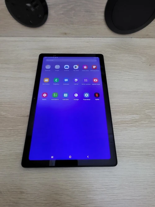 SAMSUNG GALAXY TAB A7 2022 8.7" POUCES - Wi-Fi - 32GB - 3GB RAM - Dark Gray
