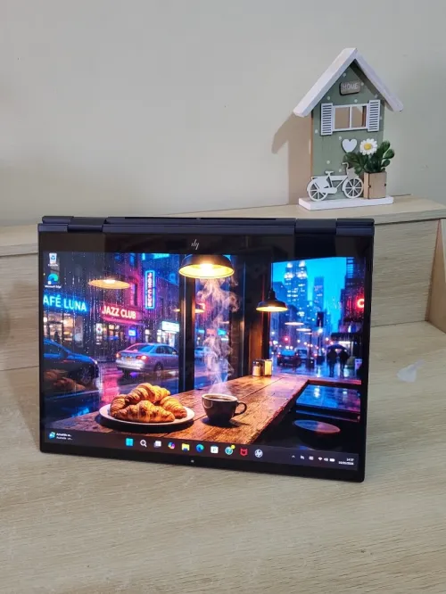 HP ENVY X360 2-in-1 OLED 2.8K Convertible TACTLE | INTEL EVO CORE i7 1250U | 16GB RAM | 512GB NVME SSD