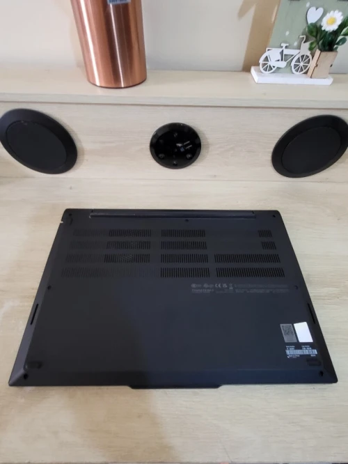 THINKPAD L16 | AMD RYZEN 5 7535U | 16GB RAM | 512GB NVMe SSD | AMD RADEON GRAPHICS