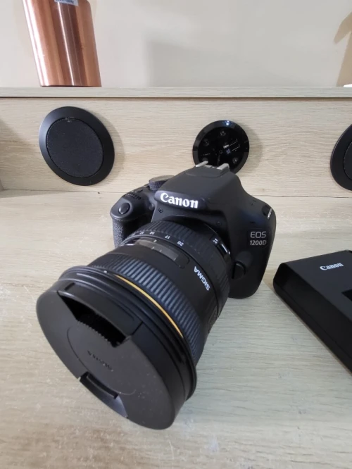 Canon EOS 1200D reflex 18.7 mpix + Objectif sigma 10 20mm 1 4 5.6 ex dc hsm