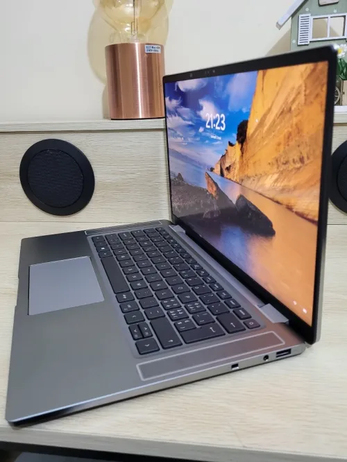DELL LATITUDE 9520 UHD 4K | INTEL CORE i7 1185G7 | 32GB RAM | 512GB SSD | INTEL IRIS XE GRAPHICS