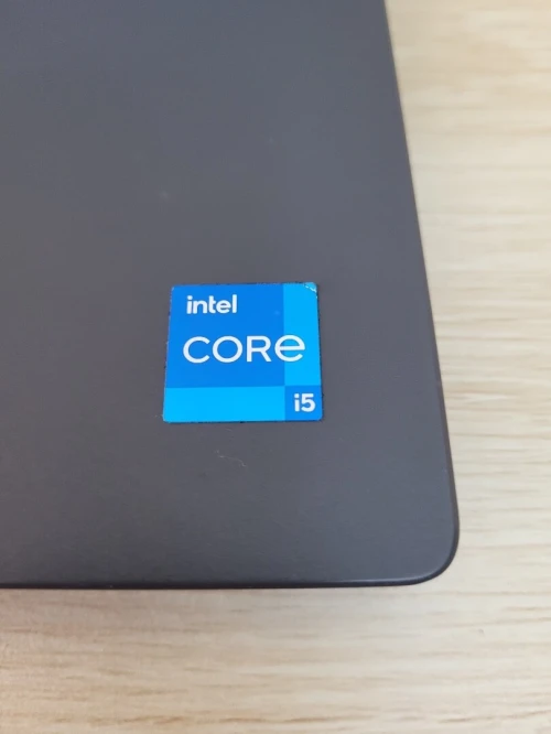 DELL LATITUDE 3540 2024 15.6 FHD | INTEL 13EME GENERATION CORE I5 1345U | 16GB RAM | 512GB NVMe SSD