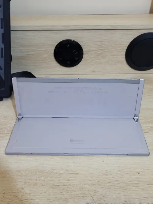 Microsoft Surface Pro 7 10EME GEN CORE i5 1035G4 - 8GB RAM - 128 SSD