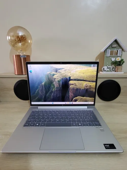 HP ELITEBOOK 640 G11 | CORE ULTRA 5 135U vPRO | 16GB RAM | 512GB NVMe SSD | INTEL ARC GRAPHICS
