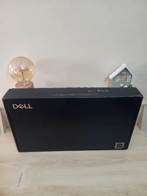 Dell Pro Max 16 | Ultra 7 265H vPro | RTX PRO 1000-Blackwell 8GB GDDR7 | 32GB RAM | 1TB NVMe