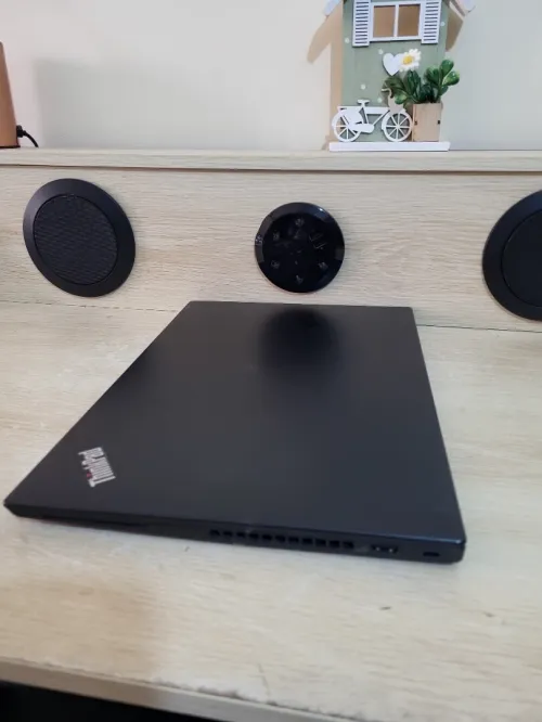 THINKPAD T14S | AMD RYZEN 7 PRO 4750U | 16GB RAM | 512GB SSD NVME | AMD RADEON GRAPHICS