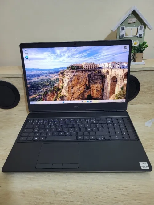 DELL PRECISION 7550 | vPRO CORE i7-10850H | QUADRO RTX 3000 6GB | 32GB RAM | 512GB NVMe SSD | Workstation