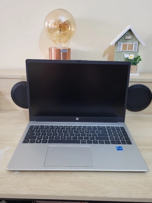 HP 250 G10 | INTEL CORE i5 1334U | 16GB RAM | 512GB NVMe SSD | INTEL UHD GRAPHICS