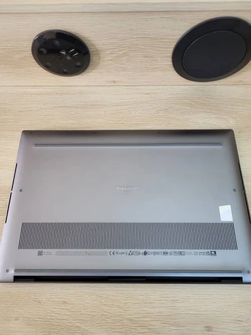 DELL PRECISION 5680 | OLED Tactile 4K | CORE i7-13800H | RTX 2000 ADA 8GB | 1To SSD | 64GB RAM