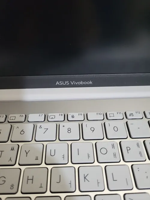 ASUS VivoBook Go 15 15.6 FHD | RYZEN 5 7520U | 16GB RAM | 512GB NVMe SSD | AMD RADEON GRAPHICS