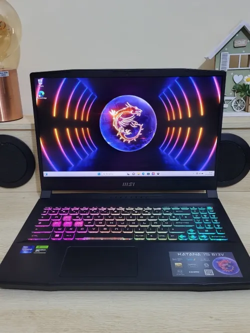 GAMING MSI KATANA 144 Hz | CORE i7-13620H | NVIDIA RTX 4050 6GB | 1TB NVMe SSD | 32GB RAM | Dragon Station