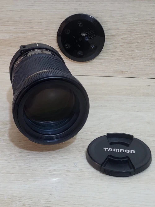 Téléobjectif Tamron 180mm f/3.5 SP AF Di LD IF Macro 1:1 Monture Nikon