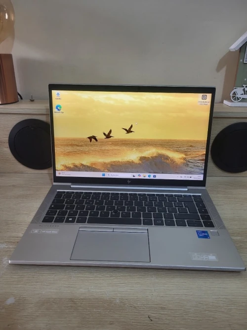 HP EliteBook 840 G8 | vPRO CORE i5 1135G7 | 16GB RAM | 256GB SSD | INTEL IRIS XE GRAPHICS